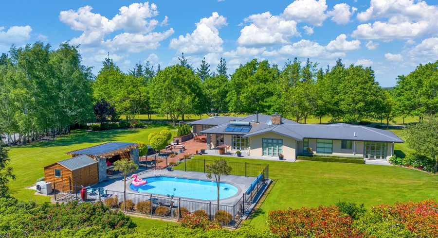  at 900 Loburn Whiterock Road, Loburn, Waimakariri, Canterbury