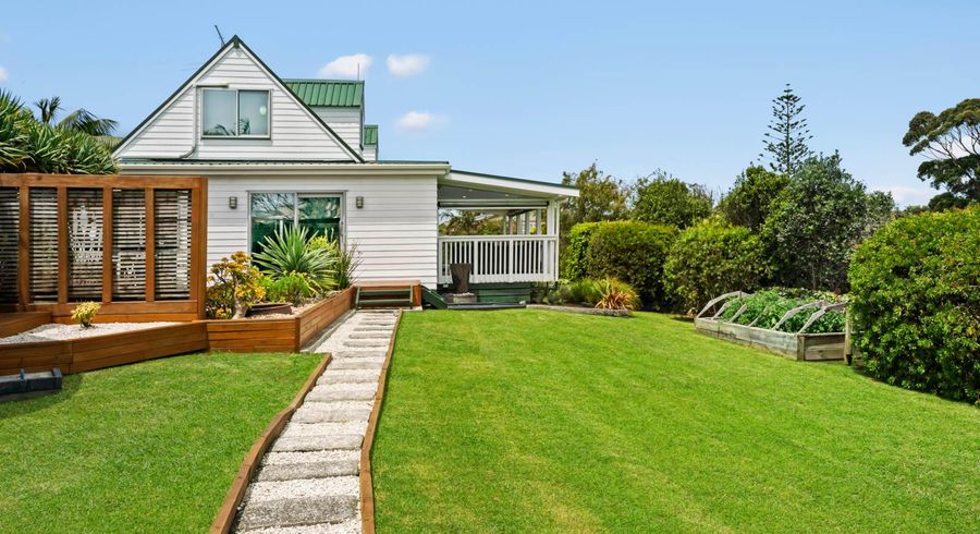  at 19 Cherrie Road, Beachlands, Auckland