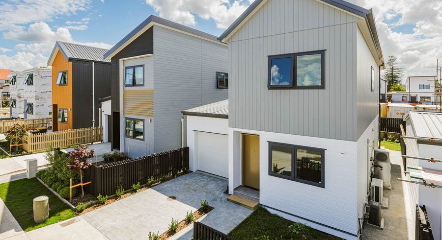  at 38 Farronfore Road, Opaheke, Papakura, Auckland