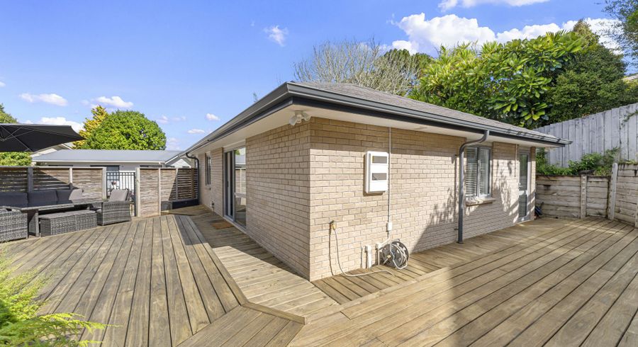  at 5B Nielsen Place, Massey, Waitakere City, Auckland