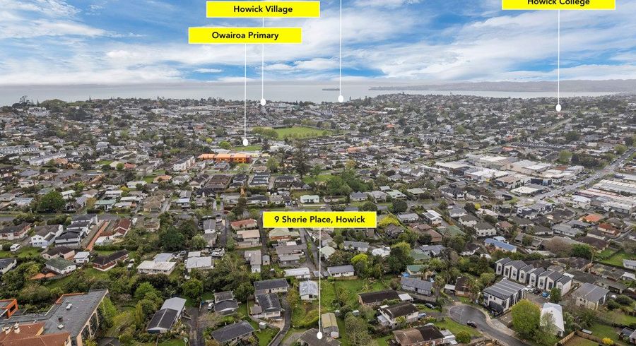  at 9 & 9A Sherie Place, Howick, Manukau City, Auckland