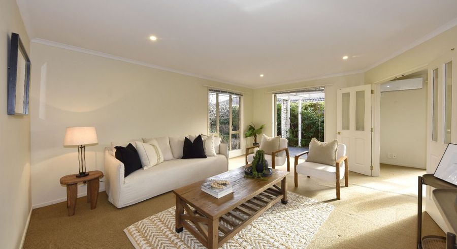  at 8 Scarlet Lane, Redwood, Christchurch City, Canterbury