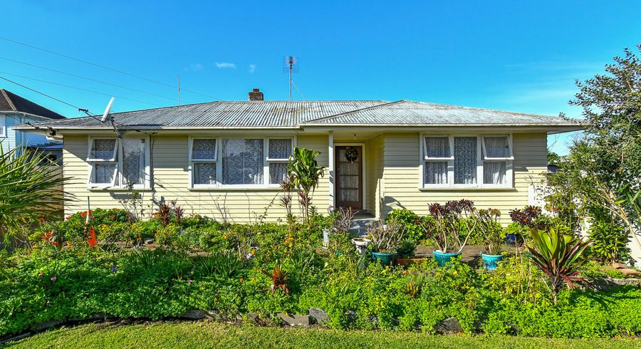  at 98 Fisher Crescent, Otara, Auckland