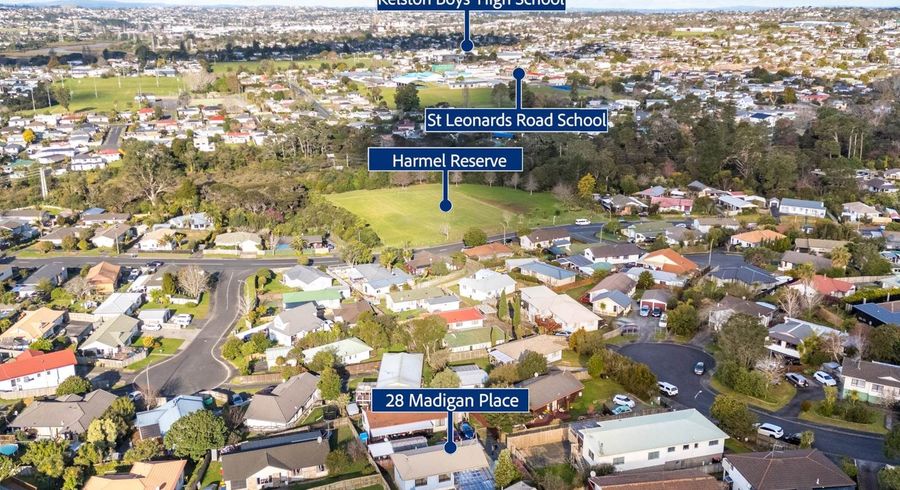  at 28 Madigan Place, Glendene, Waitakere City, Auckland
