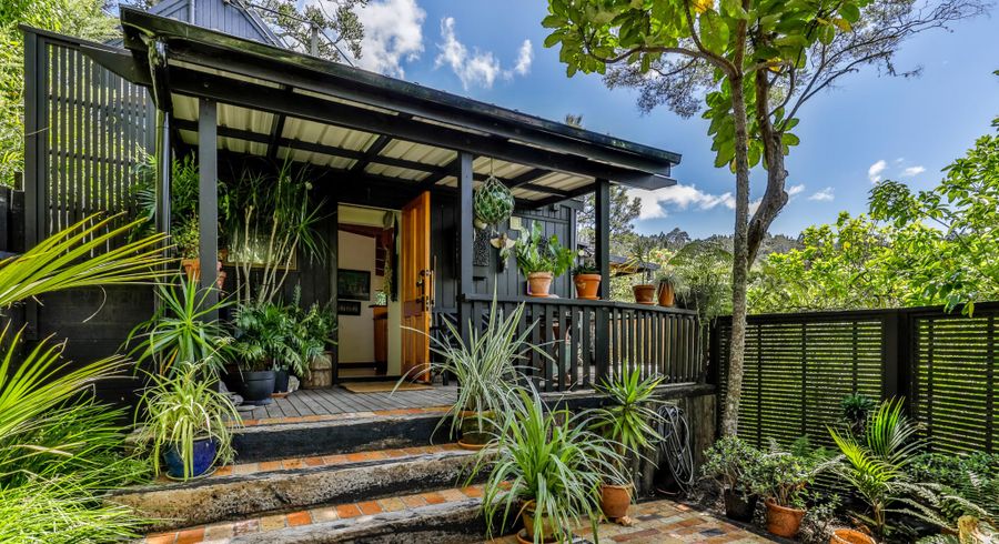  at 28 Wood Bay Road, Titirangi, Waitakere City, Auckland