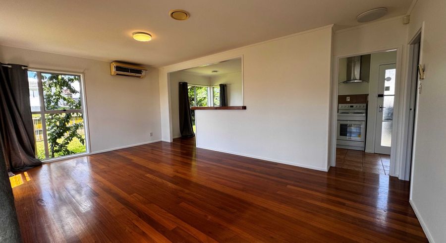  at 5 Leatham Crescent, Papakura, Papakura, Auckland