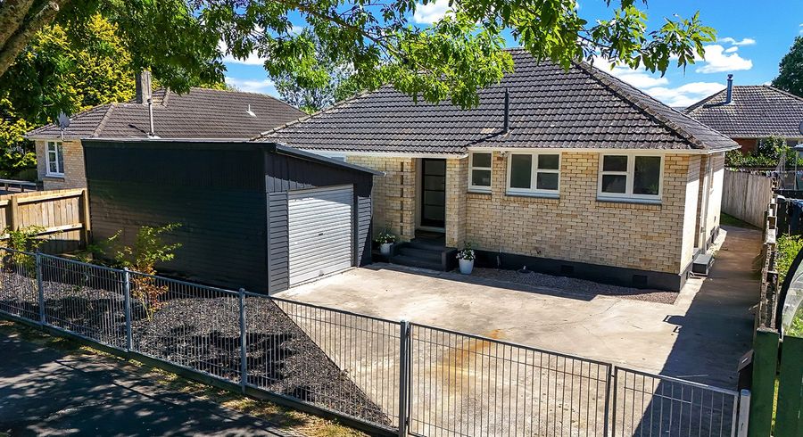  at 93 Holland Road, Fairfield, Hamilton, Waikato