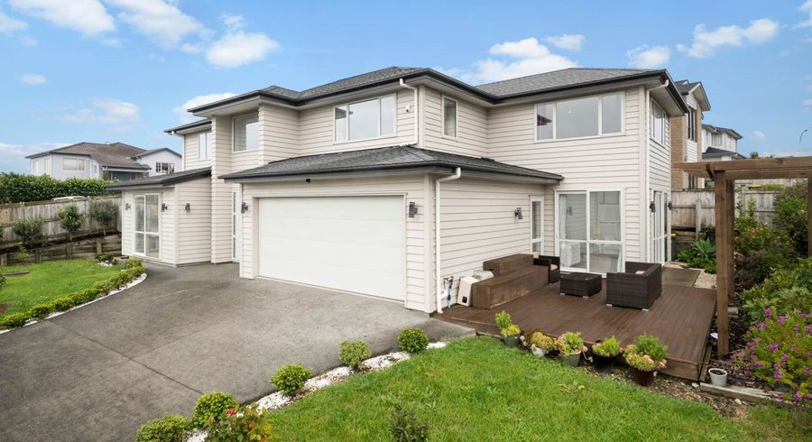  at 105 Medallion Drive, Oteha, Auckland