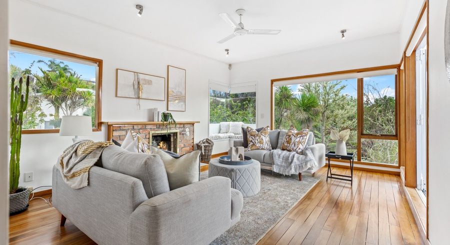  at 27 Hebron Road, Waiake, North Shore City, Auckland