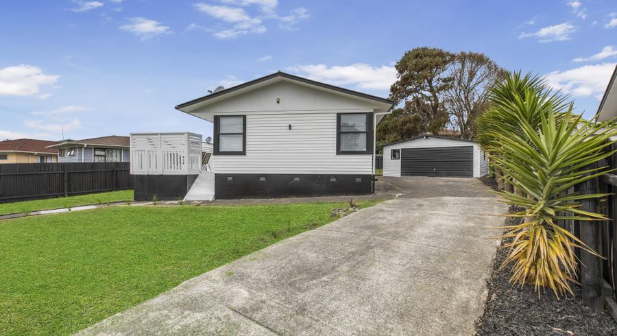  at 42 Kemble Close, Mangere, Auckland