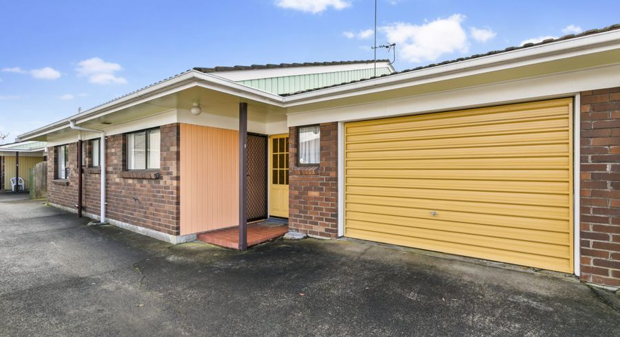  at 2/377 Blockhouse Bay Road, Blockhouse Bay, Auckland City, Auckland