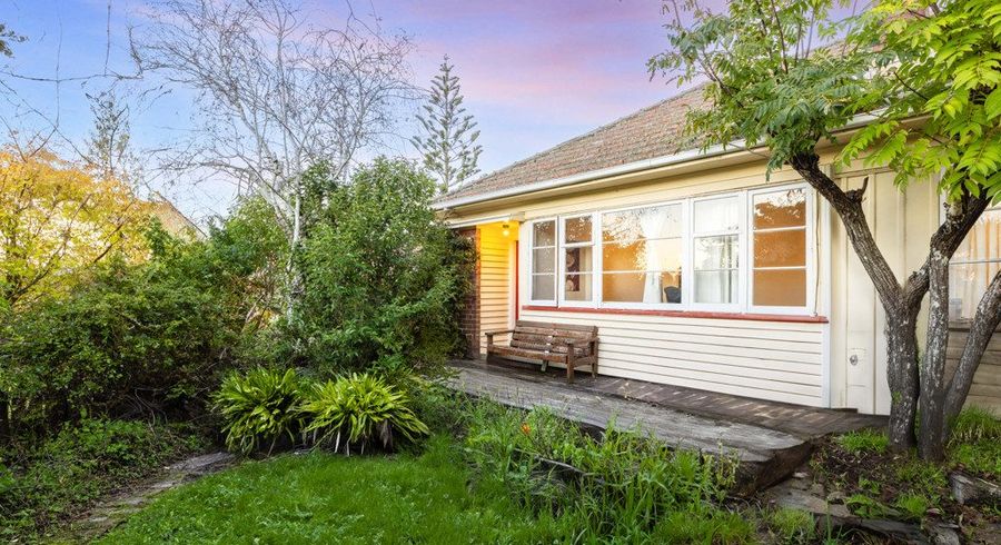  at 80 Kiwitea Street, Sandringham, Auckland City, Auckland