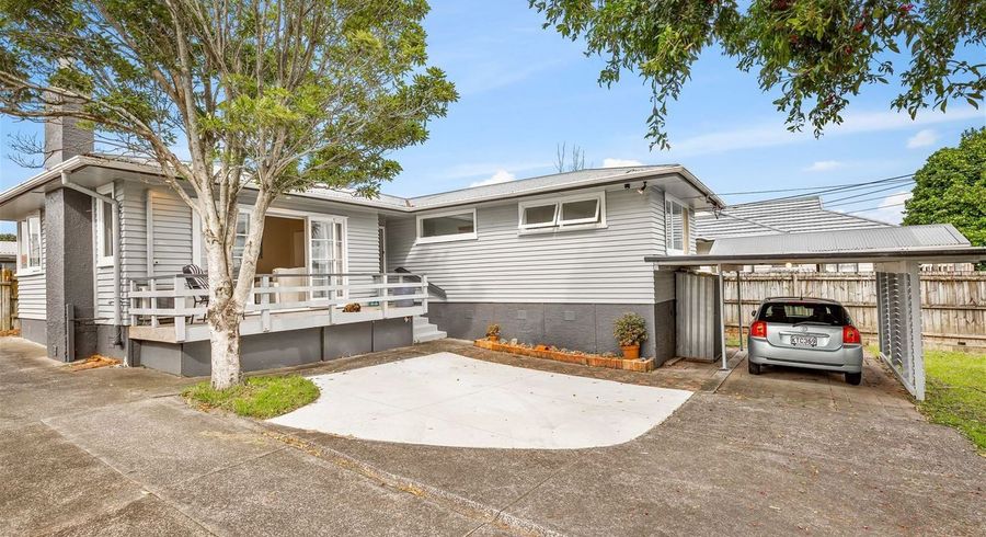  at 13 Larnoch Road, Henderson, Waitakere City, Auckland
