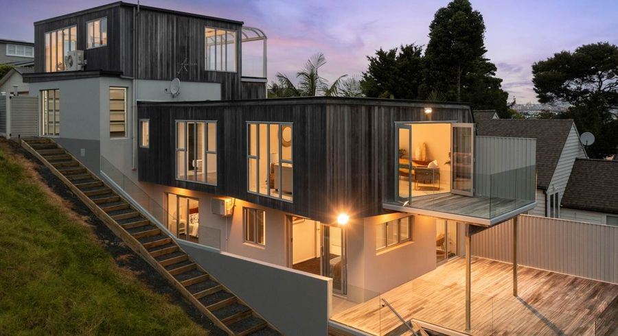  at 35A Seaview Avenue, Northcote, Auckland