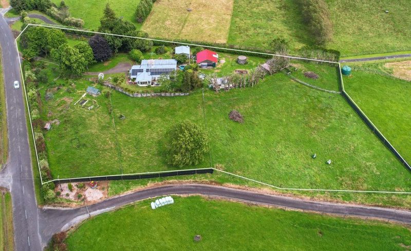  at 65 Glue Pot Road, Tauranga