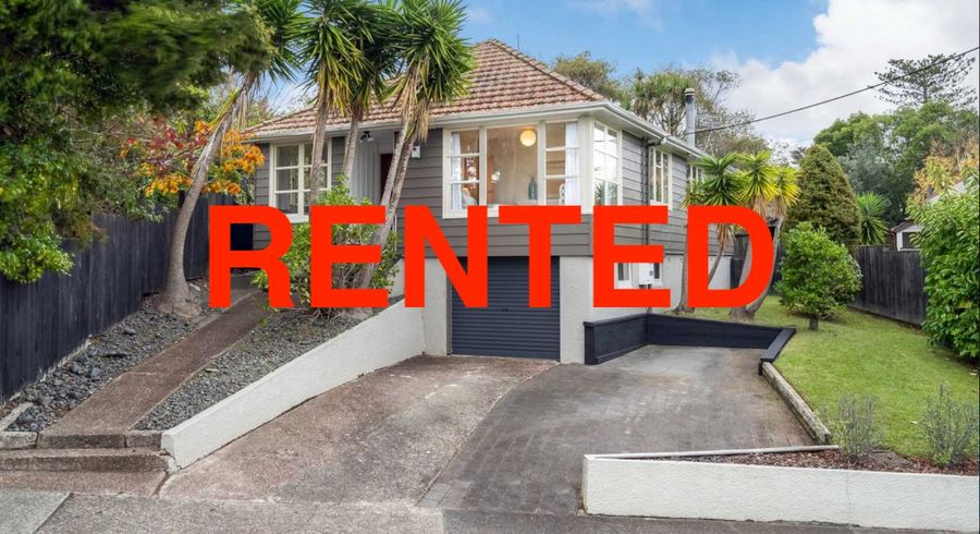  at 2 Nutsey Avenue, Northcote, North Shore City, Auckland