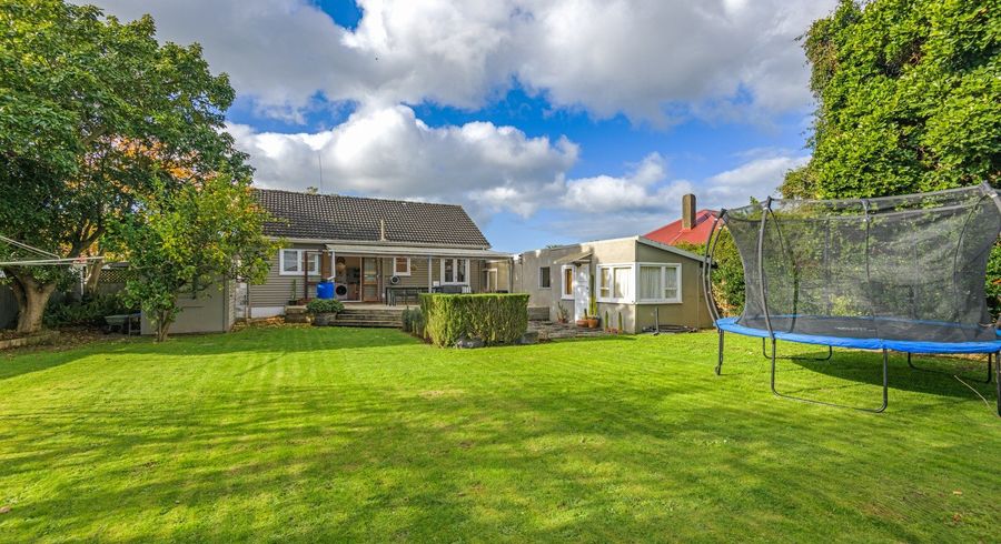 at 38 Millar Street, Terrace End, Palmerston North