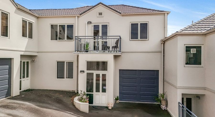  at 22C Hunter Street, Hamilton Lake, Hamilton, Waikato