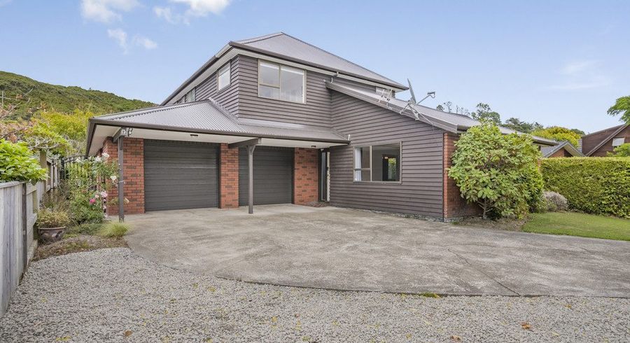  at 52 McEnroe Grove, Naenae, Lower Hutt