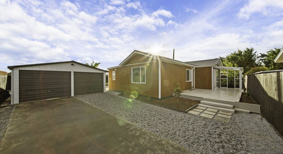  at 15 Roberts Road, Hei Hei, Christchurch City, Canterbury