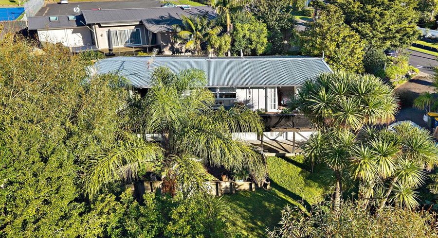  at 4 Sunnyview Road, Greenhithe, North Shore City, Auckland