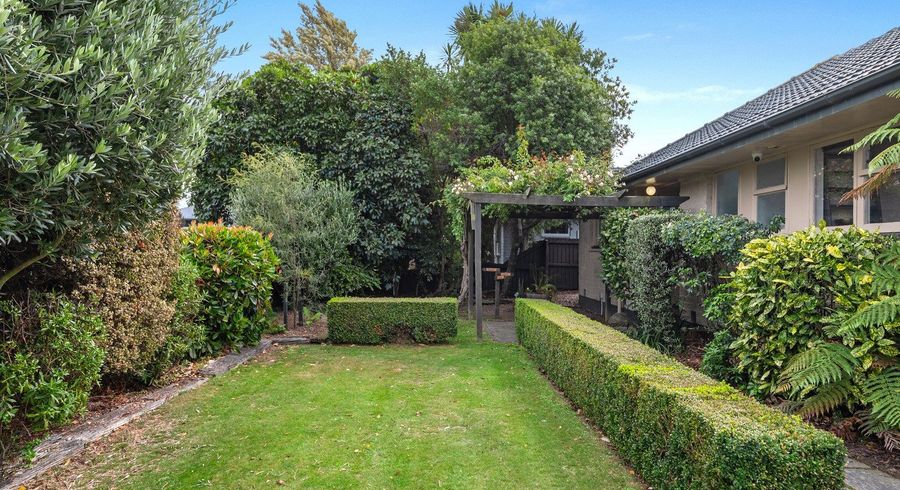  at 12 Saint Ives Street, Harewood, Christchurch City, Canterbury
