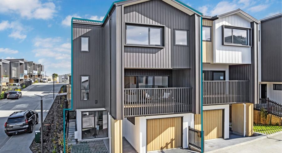  at 2 Irwin Lane, Mairangi Bay, North Shore City, Auckland