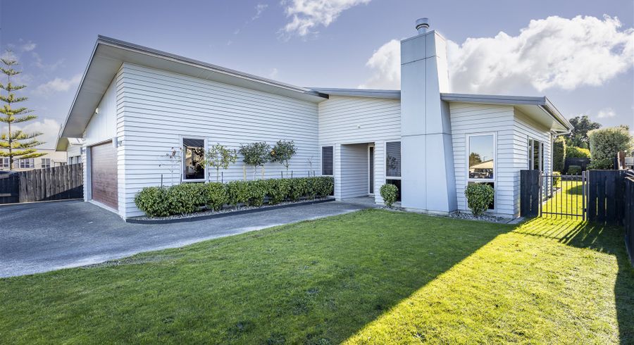  at 3 Peppertree Glade, Kelvin Grove, Palmerston North