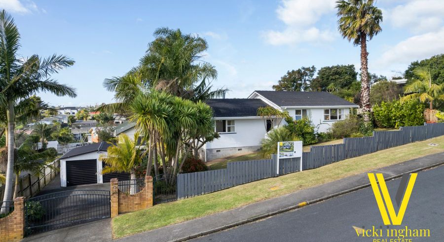  at 14 Roick Parade, Glen Eden, Waitakere City, Auckland