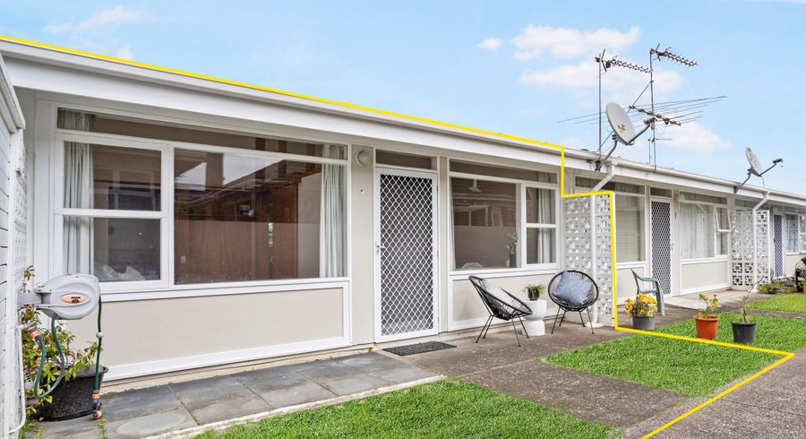  at 846F Manukau Road, Royal Oak, Auckland