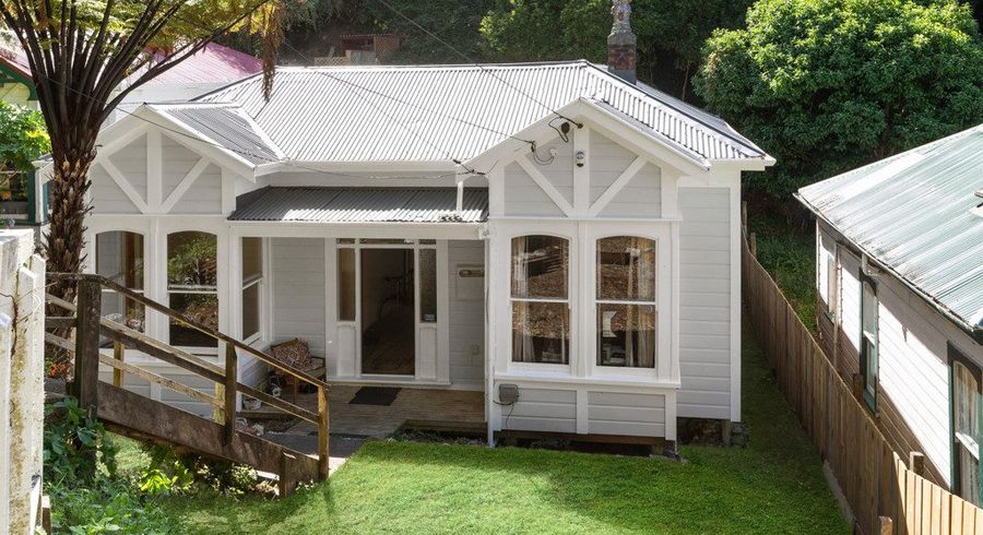  at 38 Devon Street, Aro Valley, Wellington