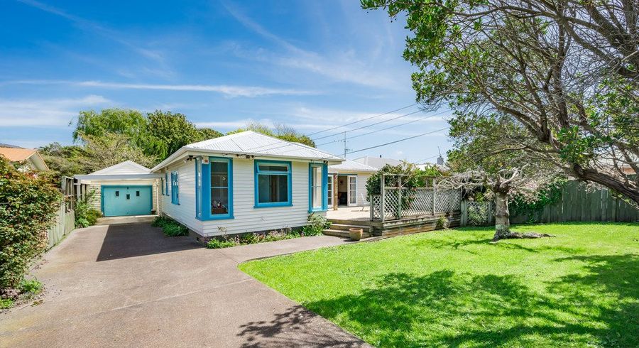  at 37 Hillcrest Road, Raumati South, Kapiti Coast, Wellington