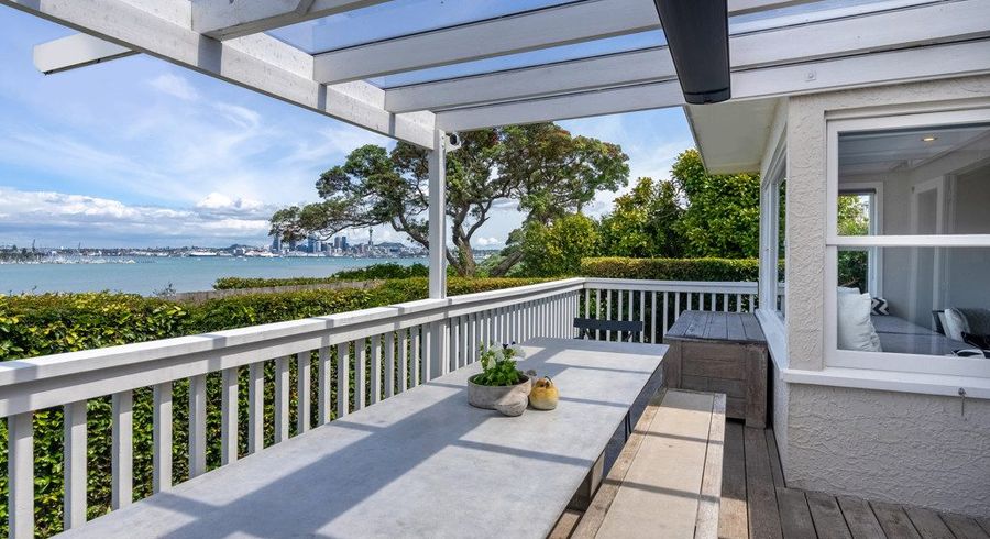  at 81a Sylvan Avenue, Northcote, North Shore City, Auckland