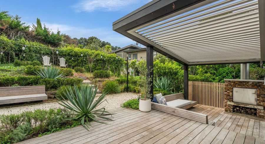  at 2 Te Makiri Road, Onetangi, Waiheke Island, Auckland