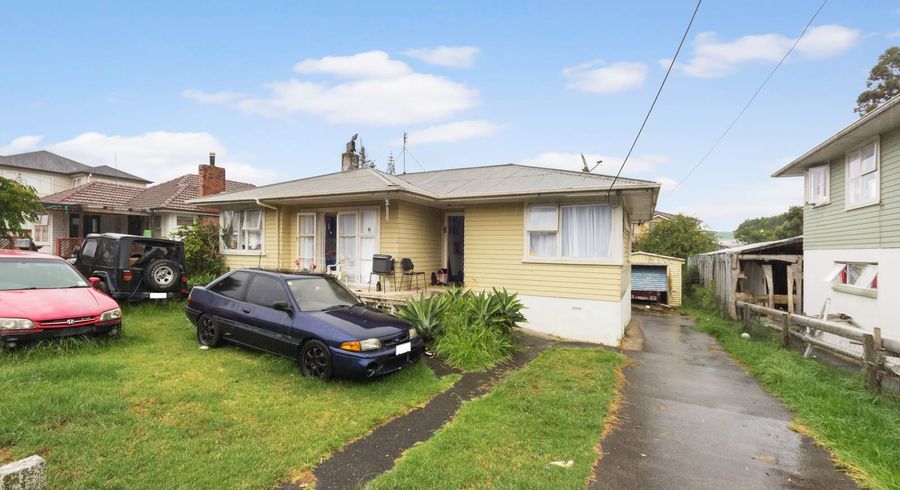  at 254 Hepburn Road, Glendene, Auckland