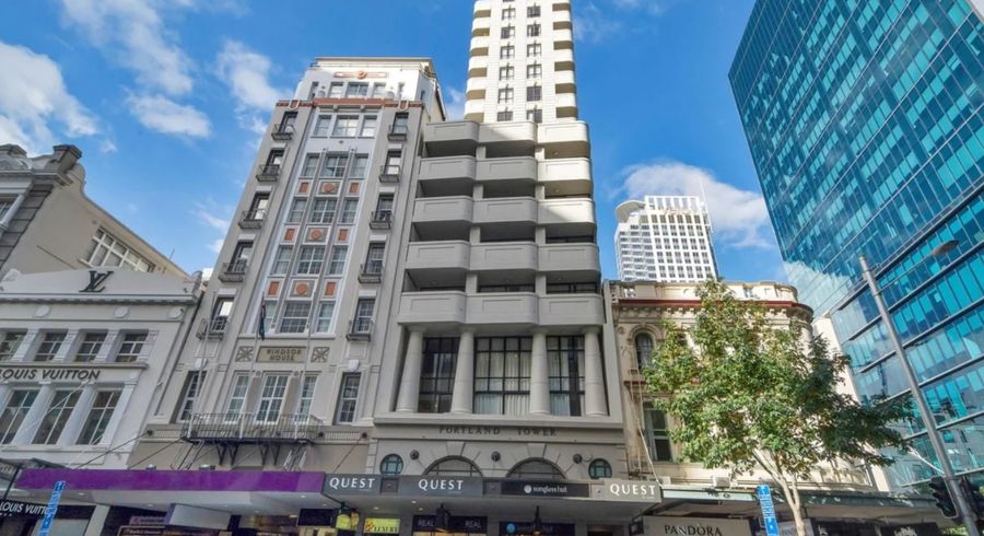  at 6D/62 Queen Street, Auckland Central, Auckland