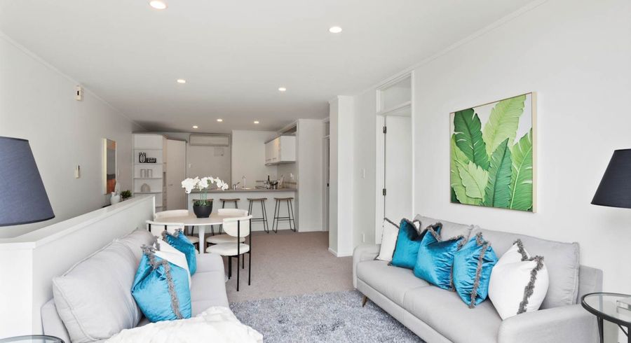  at 2/561 Blockhouse Bay Road, Blockhouse Bay, Auckland City, Auckland