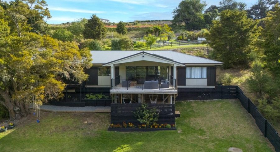  at 6 Catherin Servant Close, Maunu, Whangarei