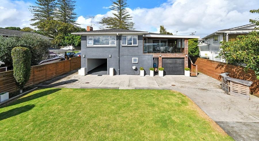  at 54 Church Road, Mangere Bridge, Auckland