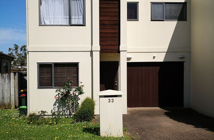  at 33 Puma Drive, Golflands, Manukau City, Auckland