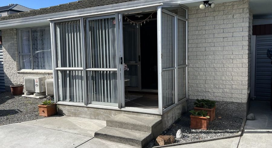  at 2/126 Stanmore Road, Linwood, Christchurch City, Canterbury