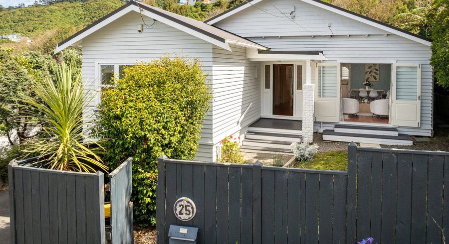  at 25 Omar Street, Khandallah, Wellington, Wellington