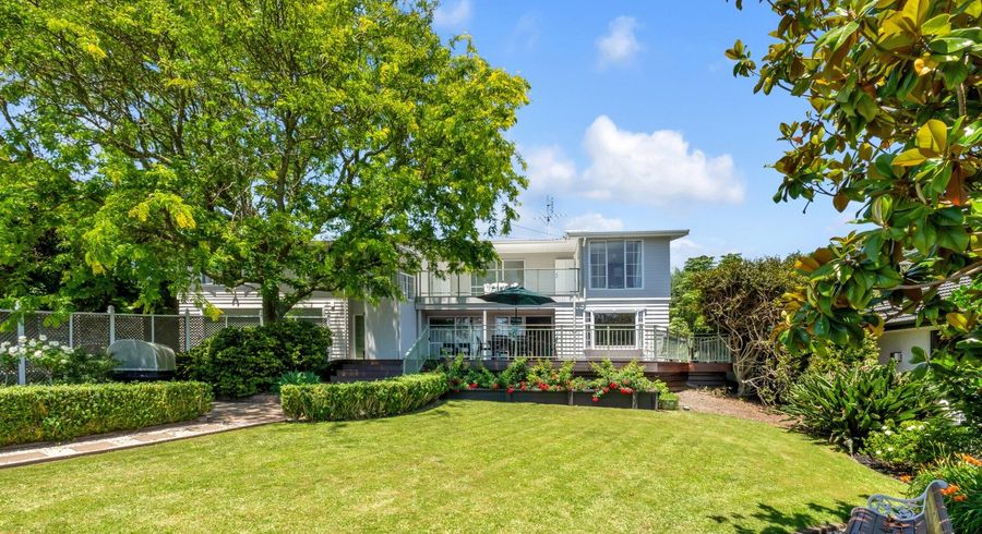  at 4 Liston Crescent, Howick, Manukau City, Auckland