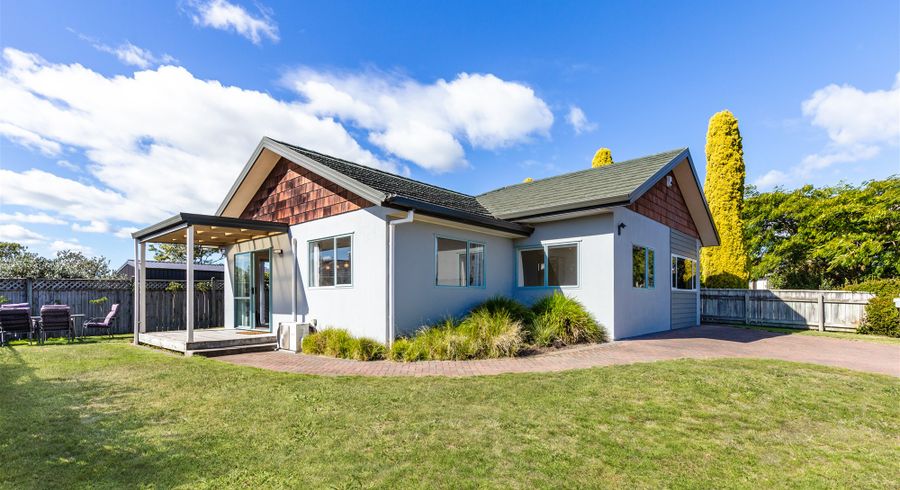  at 4 Aubrey Crescent, Rainbow Point, Taupo