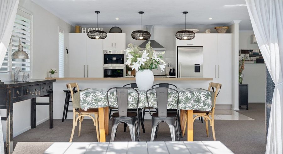  at 33 Rainey Crescent, Papamoa Beach, Papamoa
