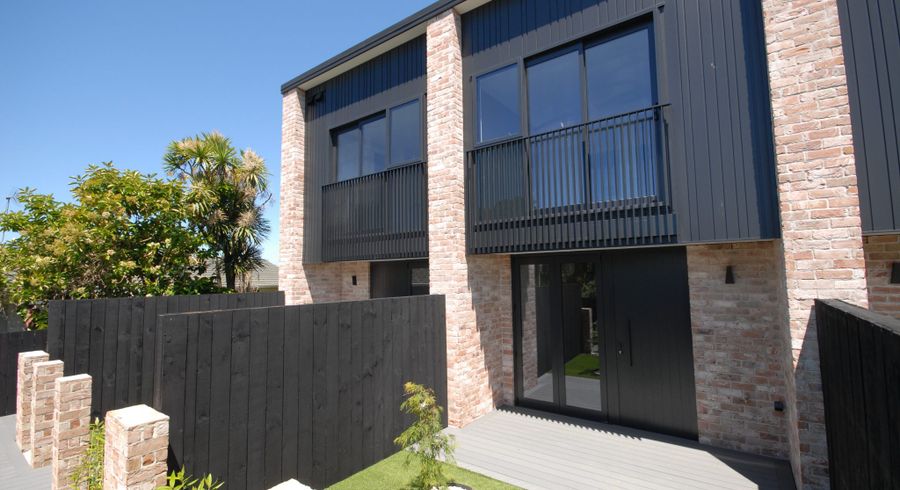  at 139 Tirimoana Road, Te Atatu South, Waitakere City, Auckland