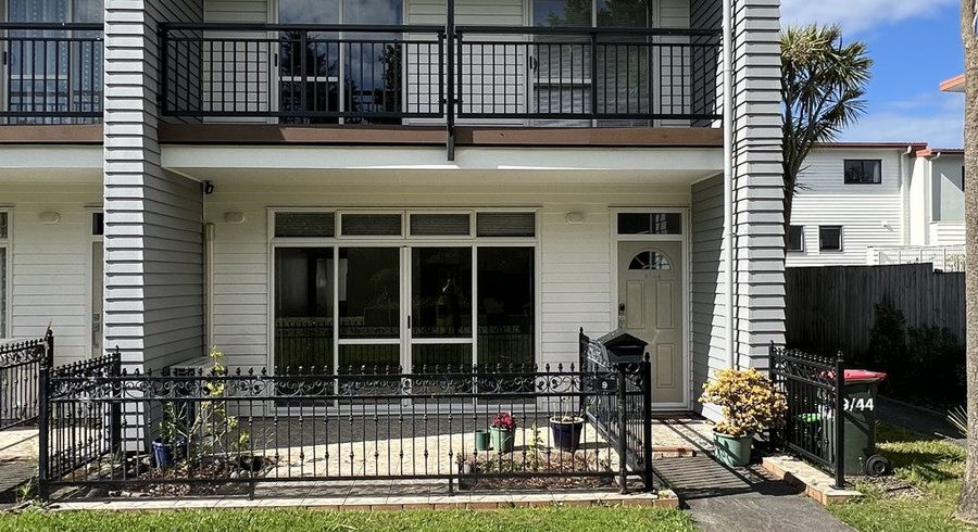 at 9/44 Carlos Drive, Flat Bush, Auckland
