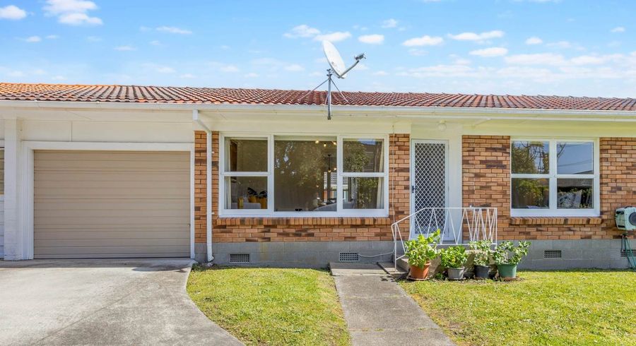  at 3/28 Jutland Road, Hauraki, North Shore City, Auckland