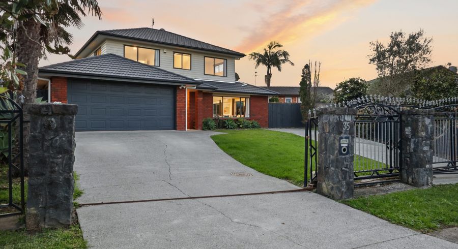  at 35 Peninsula Road, Mangere, Manukau City, Auckland