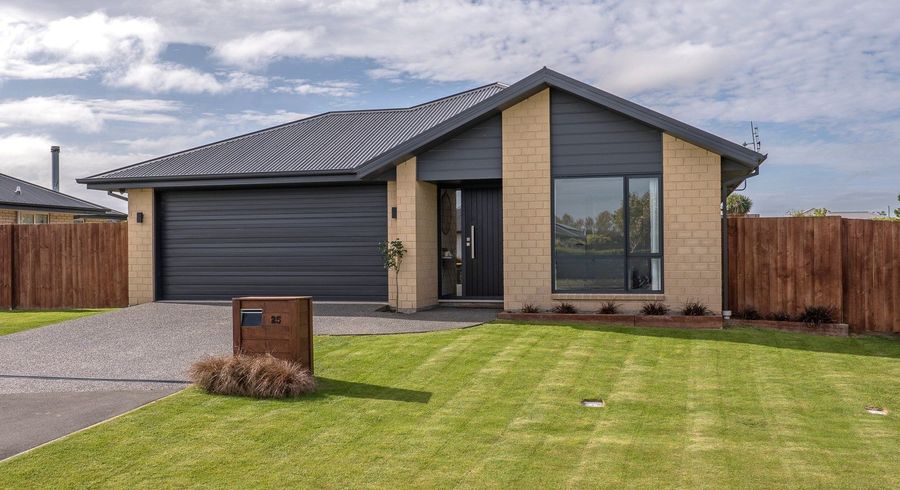  at 25 Newbrook Terrace, Darfield, Darfield